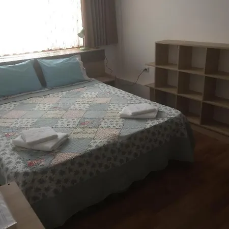 3 Papuci * Constanta