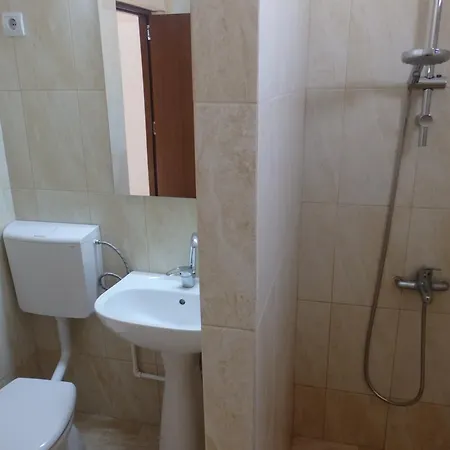Guest house 3 Papuci *