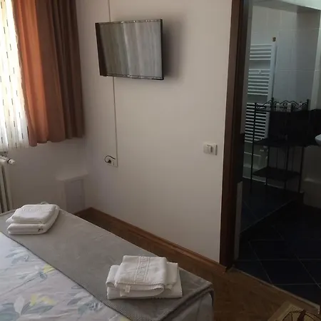 3 Papuci 4* コンスタンツァ